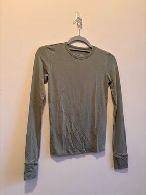 SET Active Long Sleeve Crewneck Top in Olive Green